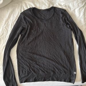Lululemon black long sleeve top. Size 4